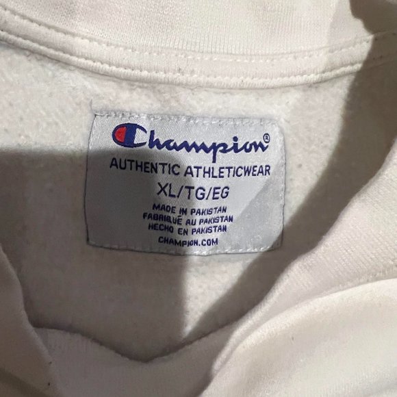 Champion Crew Neck - Picture 3 of 3